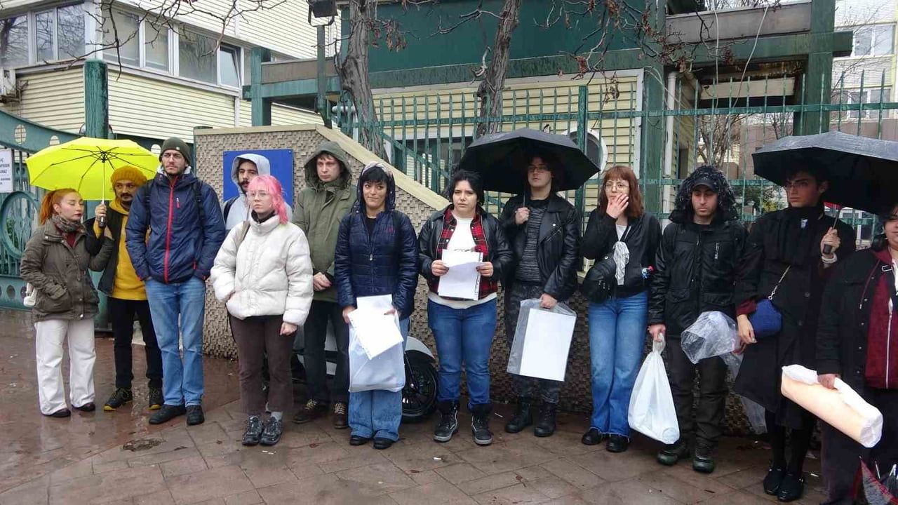 Kocaeli Üniversitesi Güzel Sanatlar Fakültesi mühürlendi: Bina boşaltılıyor