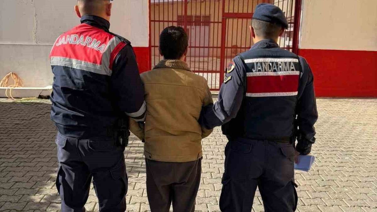 Koçarlı’da Firari Şahıs Yakalandı — 6 Yıl 3 Ay Hapis Cezasıyla Adliyeye Sevk