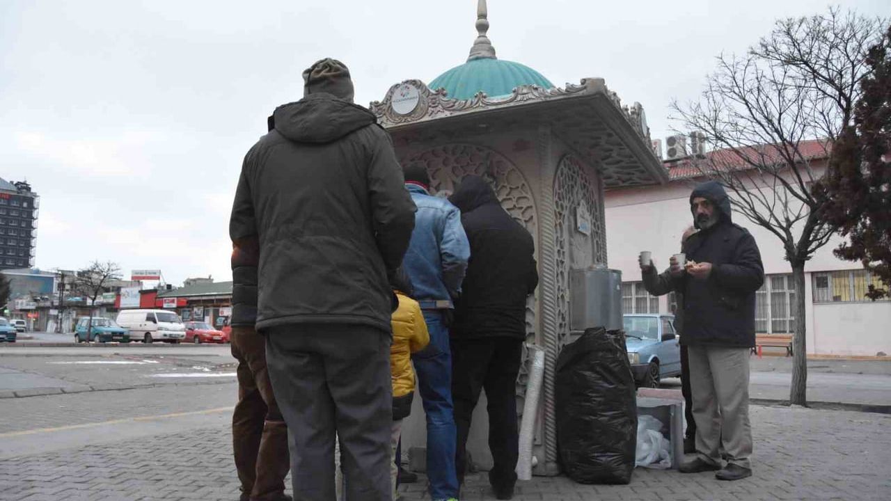 Kocasinan Belediyesi İkram Çeşmesi: 'Soğuk Günlerde Gönülleri Isıtıyoruz'