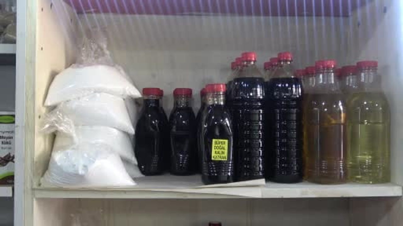 Konya'da 65 Yıllık Sedir Katranı Geleneği