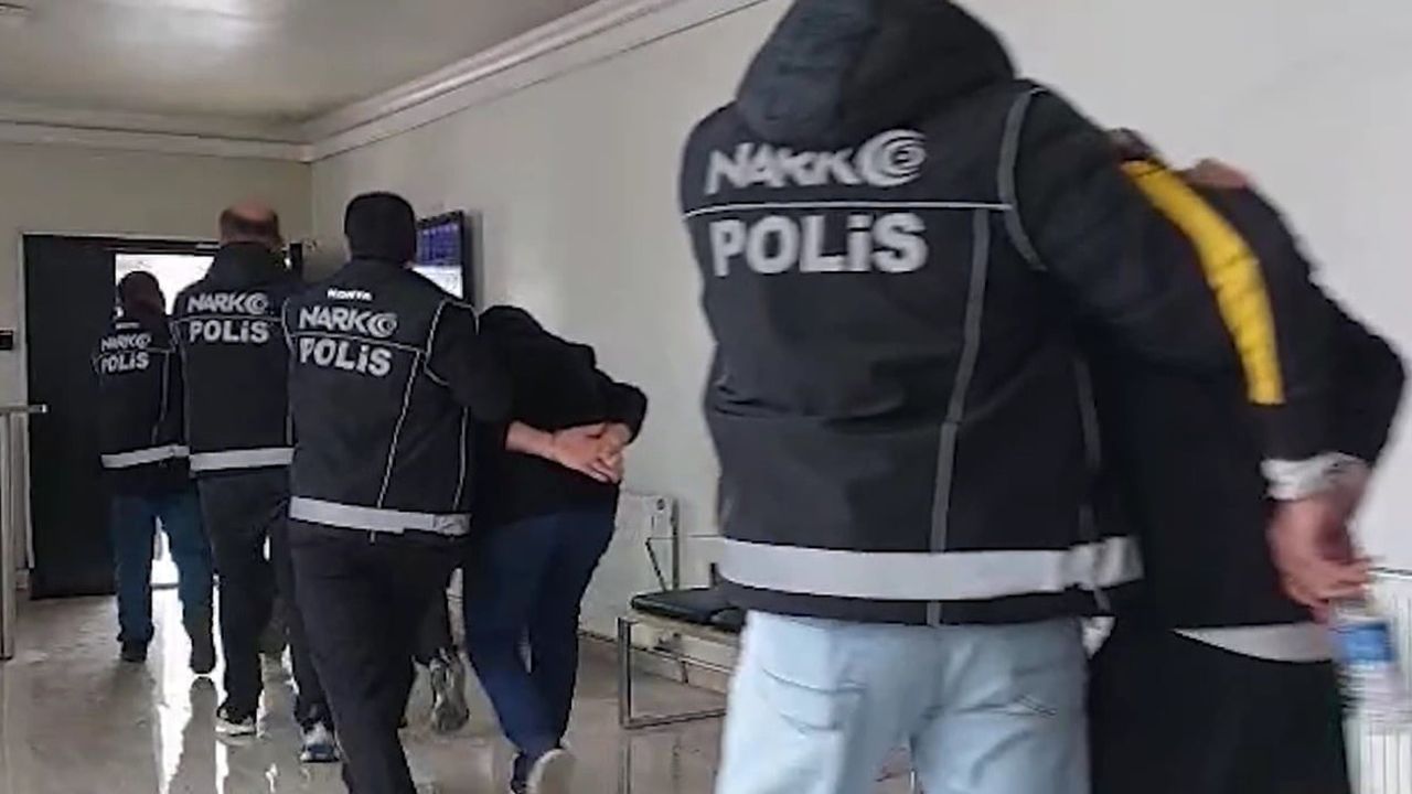 Konya'da Hızlı Trenle Skunk Sevkiyatı: FETÖ’den Ceza Alan Avukat Tutuklandı