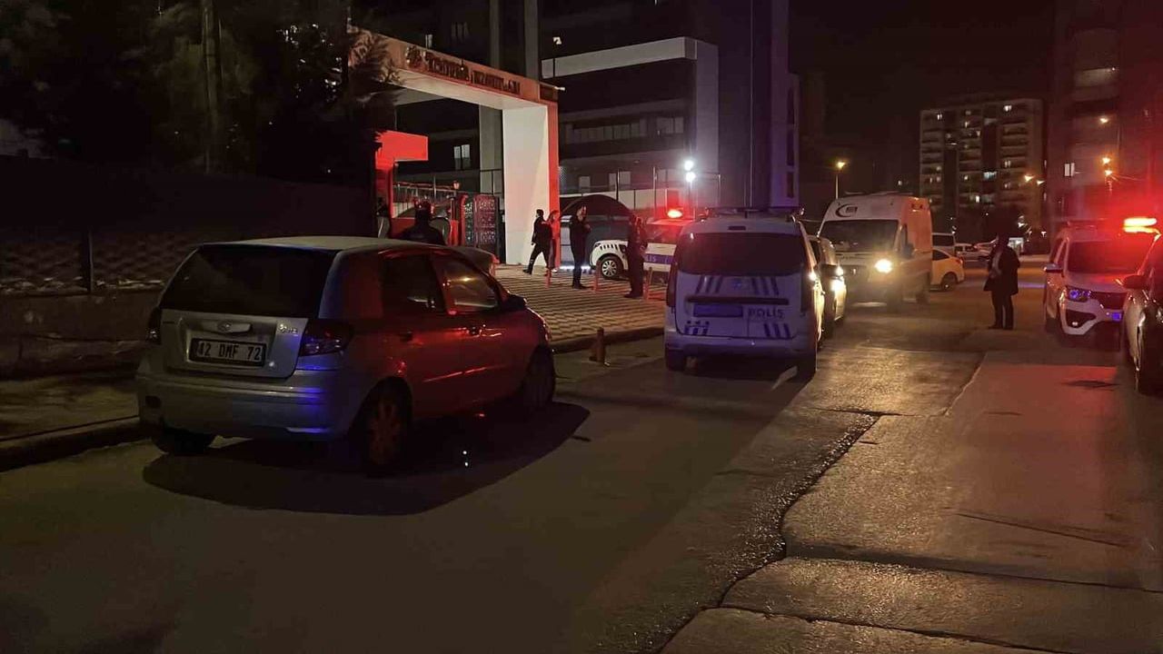 Konya'da Silahlı Olay: Kız Kardeşini Öldürüp Annesini Yaralayan Şüpheli İntihar Etti