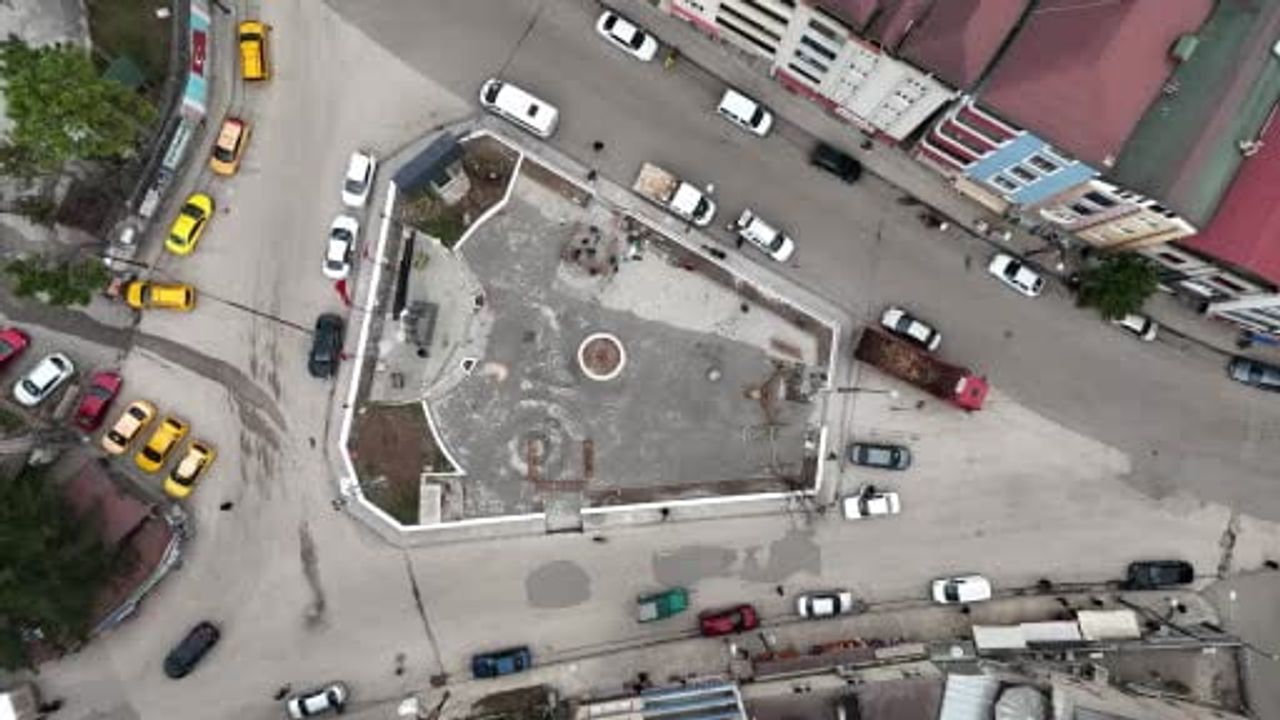 Korgan Meydan Projesi Hızla İlerliyor: 520 m² Begonit Zemin