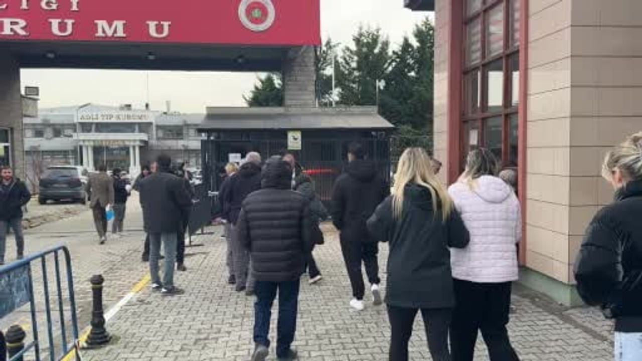 Koro Sanatçısı Emrah Erdem Gedik Bahçelievler'de Şüpheli Düşüşte Hayatını Kaybetti