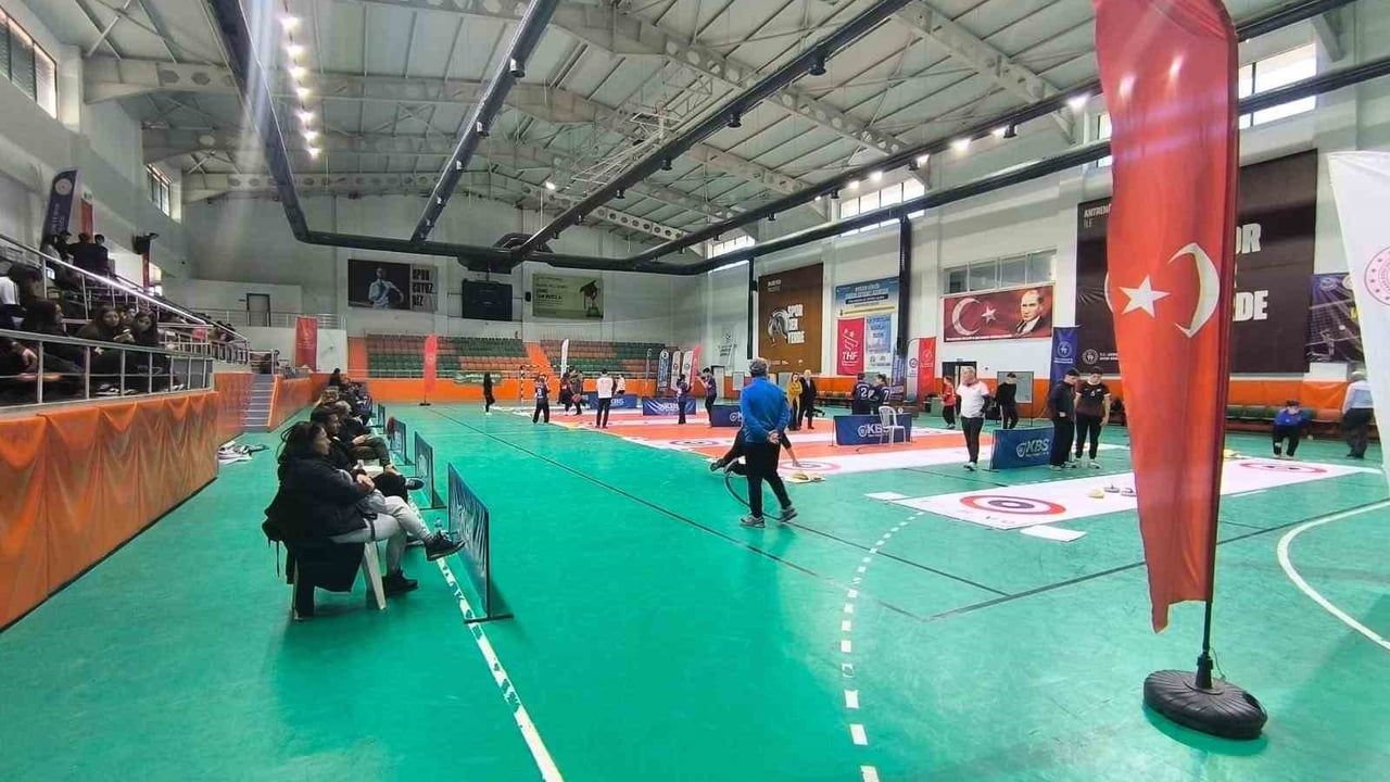 Köyceğiz'de Okul Sporları Floor Curling İl Birinciliği Sona Erdi