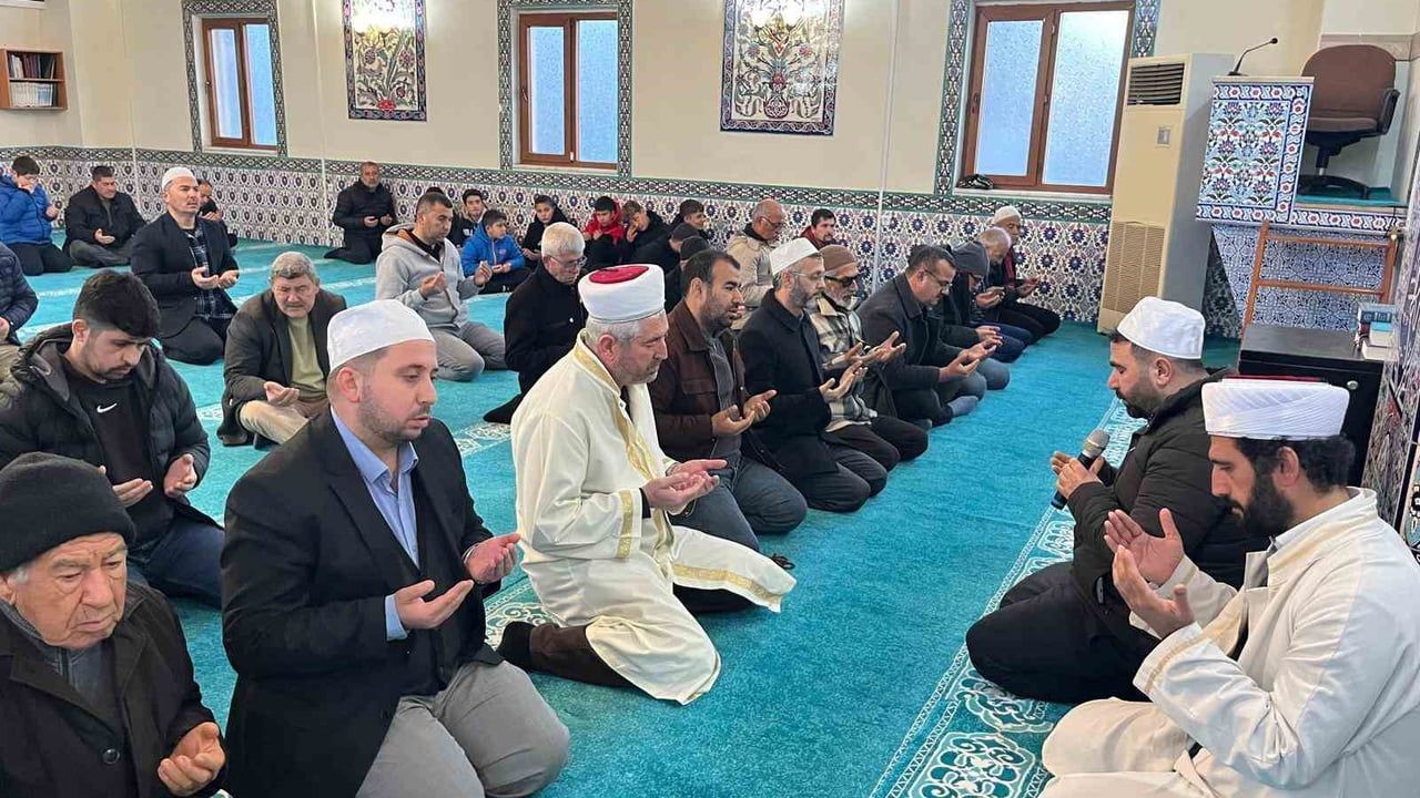 Köyceğiz'de Sabah Namazı Buluşmaları Beyobası Merkez Camii'nde