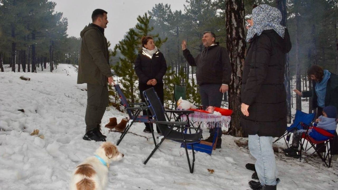 Köyceğiz'te Kar Keyfi: Kaymakam Mert Kumcu Gökçeova'da Vatandaşlarla Buluştu