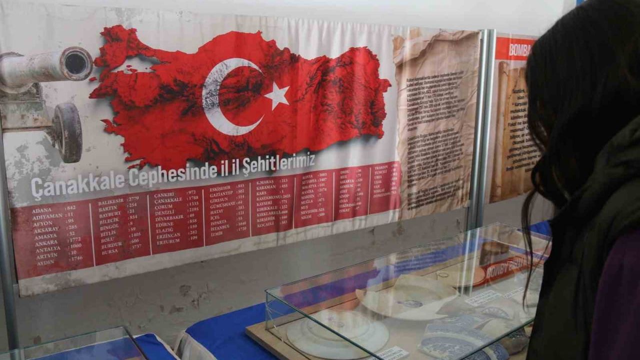 Kozan'da Çanakkale Savaşı Gezici Müzesi Açıldı