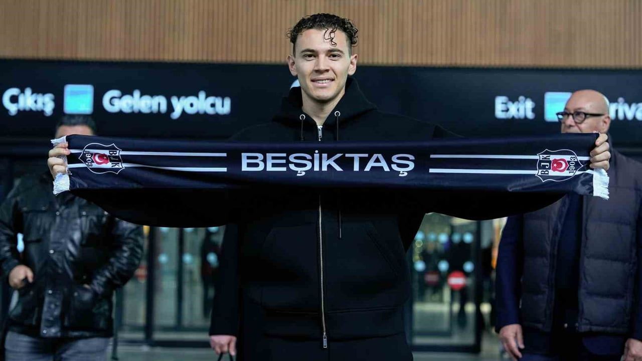 Kristjan Asllani, Beşiktaş'ın 195. yabancı futbolcusu oldu