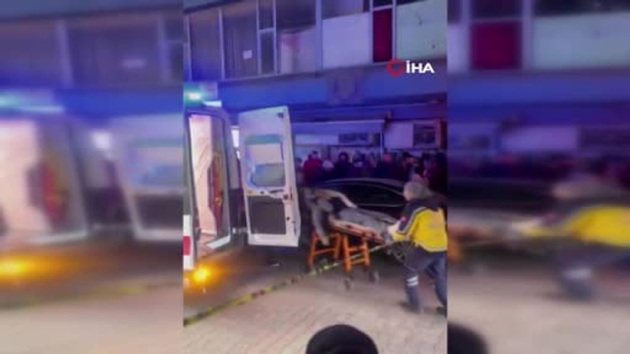 Küçükçekmece'de silahlı saldırı: 1'i ağır, 3 yaralı