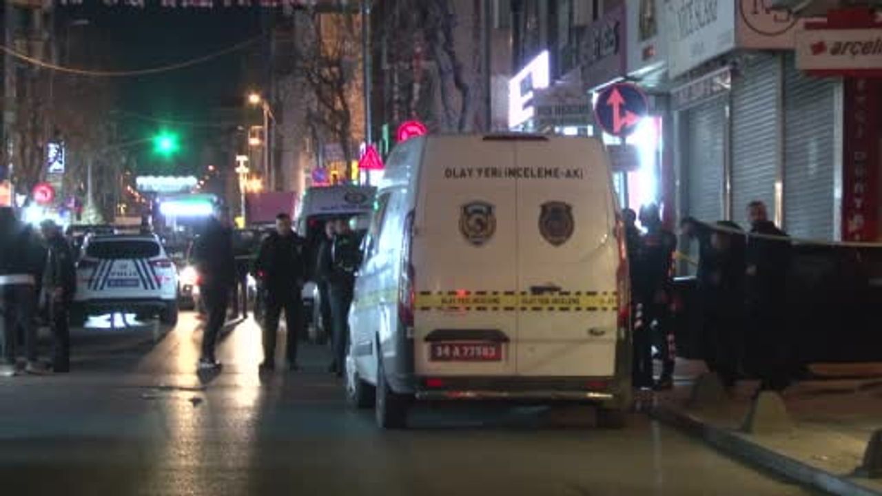 Küçükçekmece'de Silahlı Saldırı: 2 Kişi Hayatını Kaybetti