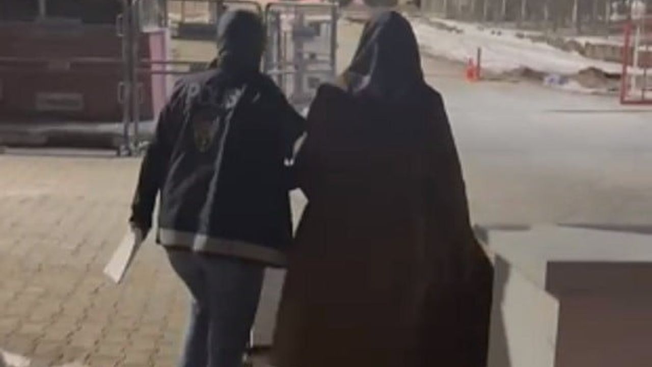 Kumlu'da Hapis Cezasıyla Aranan Kadın Şüpheli Yakalandı