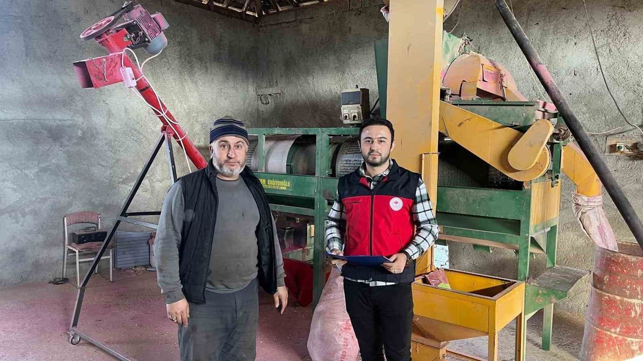 Kütahya Aslanapa’da Selektör ve Yem Ezme Makineleri Denetlendi