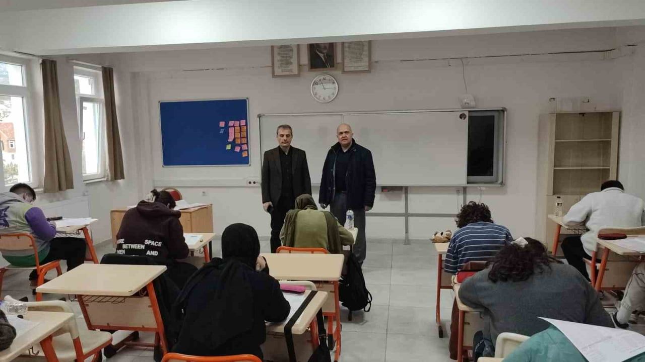 Kütahya'da YKS ve MSÜ hedef odaklı yarıyıl kampı