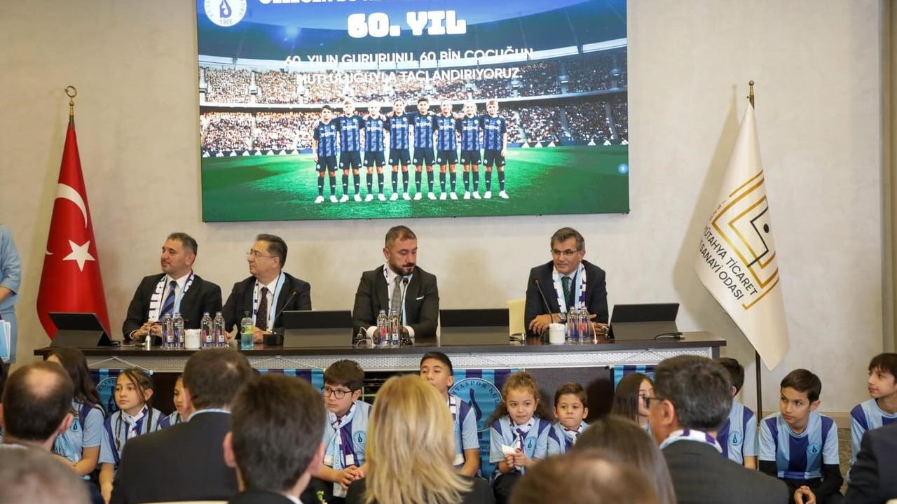Kütahyaspor 60. Yaşında: "60 Bin Çocuğun Mutluluğuyla Taçlandırıyoruz"