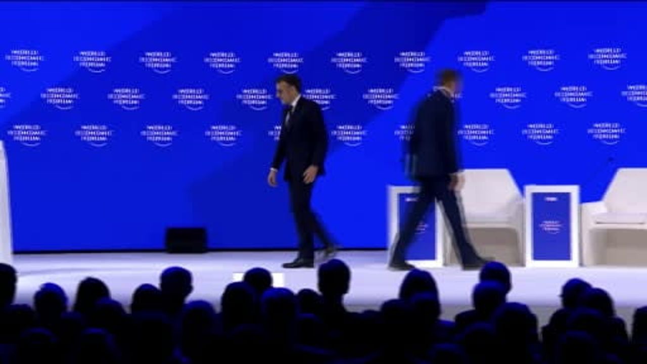 Macron: AB, ABD'ye Karşı 'Ticaret Bazukası'nı Devreye Sokmalı