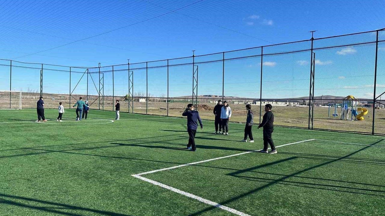 Mahmudiye Spor Tesisleri 7/24 Çocuk ve Gençlerin Hizmetinde
