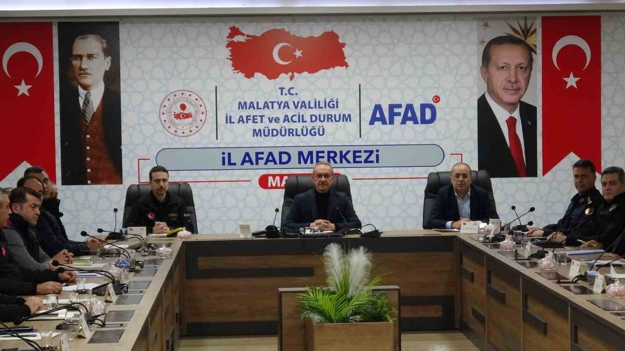 Malatya'da 12 Ocak'ta Eğitime 1 Gün Ara — Motosiklet ve Kuryelere Trafik Yasağı