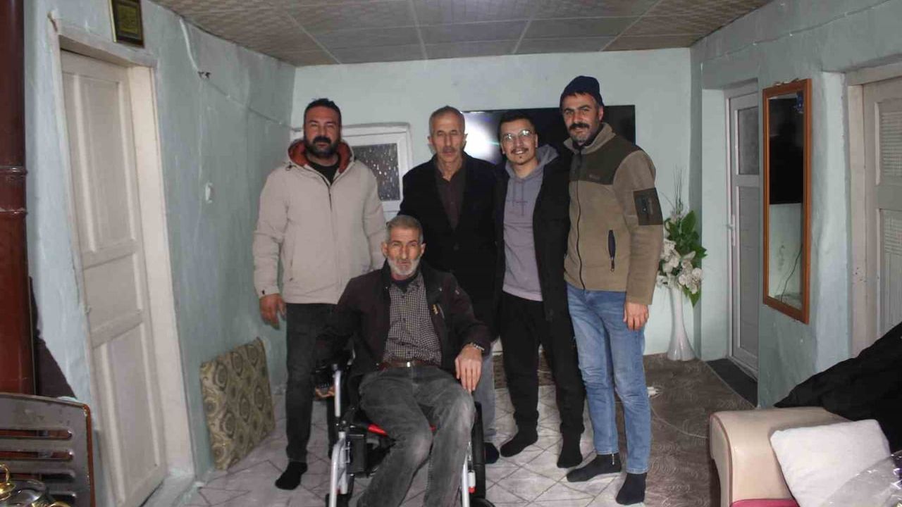 Malazgirt’te engelli desteği: 4 akülü, 1 manuel tekerlekli sandalye