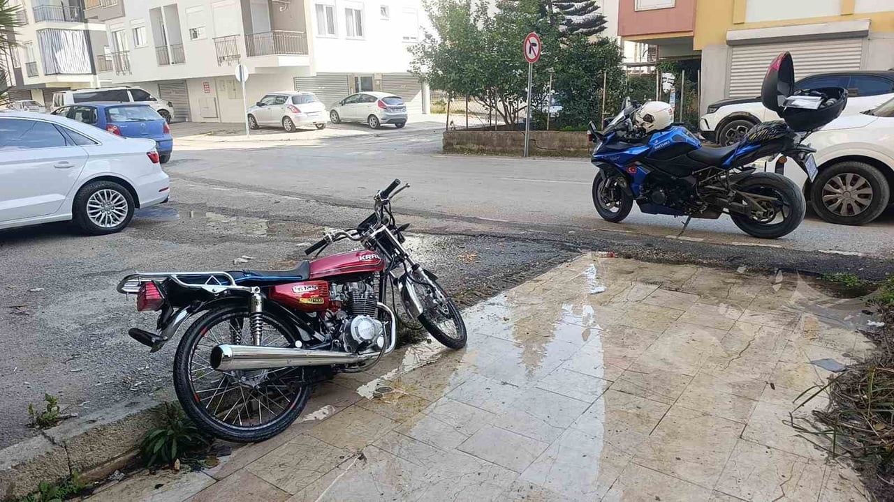 Manavgat'ta Ehliyetsiz Sürücü Motosikleti Bırakıp Kaçtı — 62 bin 468 TL Ceza