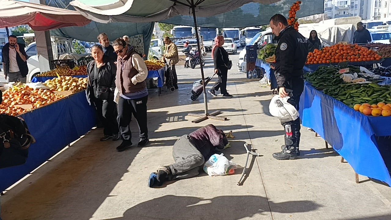 Manavgat'ta Pazarda Alkol Etkisiyle Bayılan Kişi Hastaneye Kaldırıldı