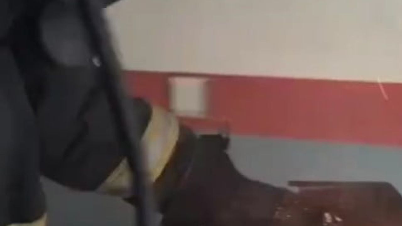 Manavgat'ta yangın ihbarı şaşkınlığı: İtfaiye dairede mangalda et buldu