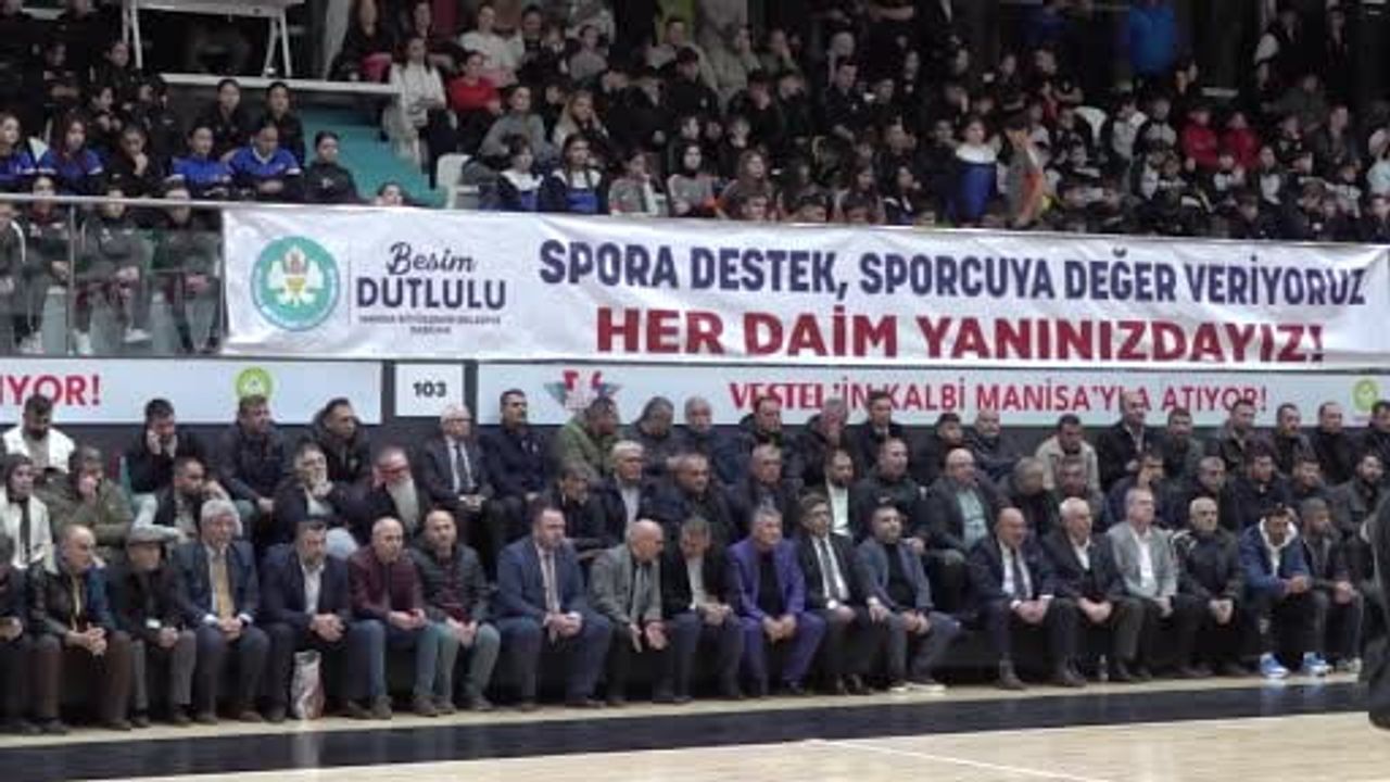 Manisa Büyükşehir'den 123 amatör kulübe 12 milyon 750 bin lira destek