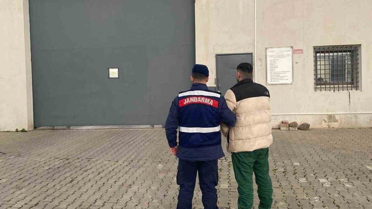 Manisa'da 38 Yıl 4 Ay Hapis Cezasıyla Aranan Şahıs Yakalandı
