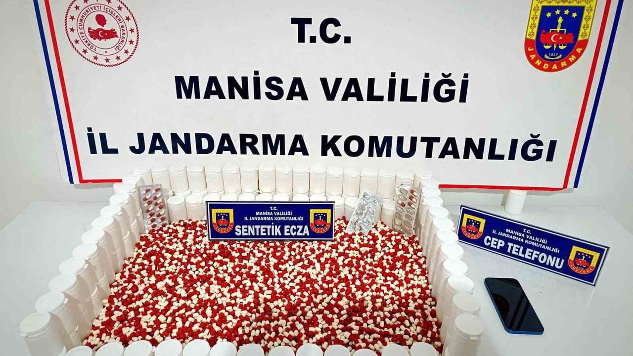 Manisa'da 6 bin 71 Sentetik Ecza Ele Geçirildi: Şüpheli Tutuklandı