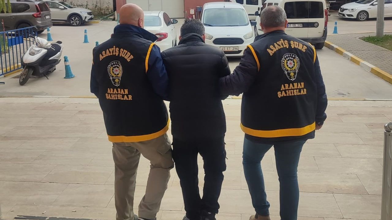 Manisa'da 7 Suçtan Aranan Firari H.B. Yakalandı