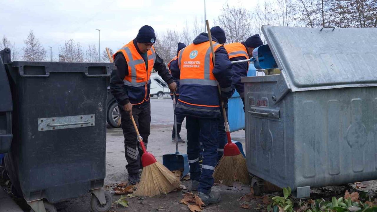 Manisa'da Çöp Avcıları: ALO 153 ile çevre kirliliğine hızlı müdahale
