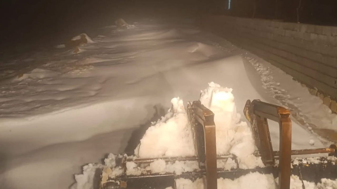 Mardin Büyükşehir Belediyesi Mazıdağı'nda Kar Seferberliği