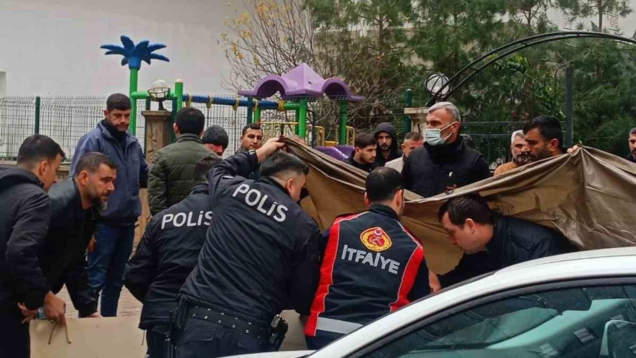 Mardin Kızıltepe’de 7’inci kattan düşen 76 yaşındaki kadın hayatını kaybetti