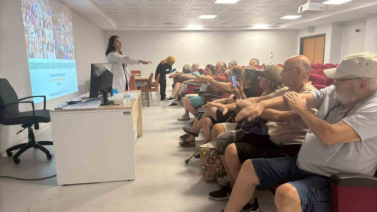 Marmaris Devlet Hastanesi'nde Gerontoloji Atölyesi Başladı