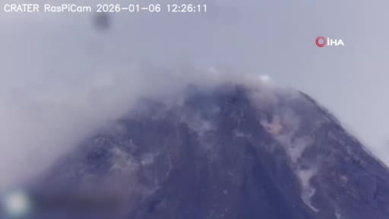 Mayon Yanardağı Alarm Seviyesi 3’e Yükseldi