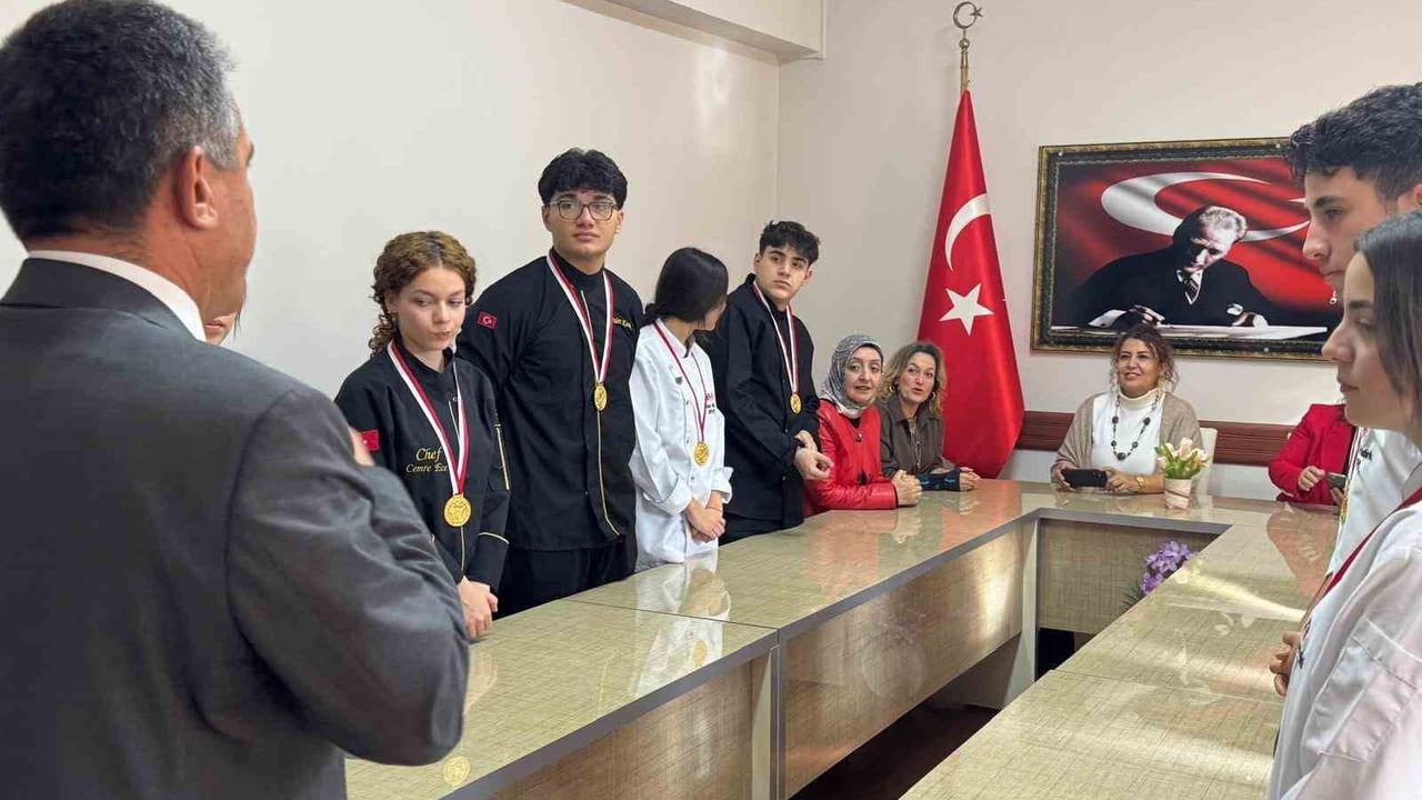 Menteşeli Genç Şefler İstanbul'dan 11 Madalya ile Döndü