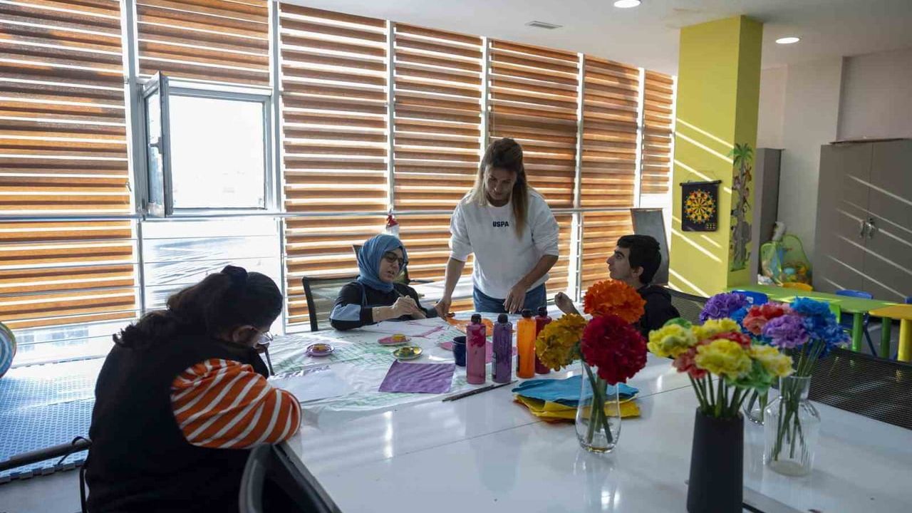 Mersin'de Mola Evi: Özel Çocuklara Güvenli Ortam, Ailelere Nefes