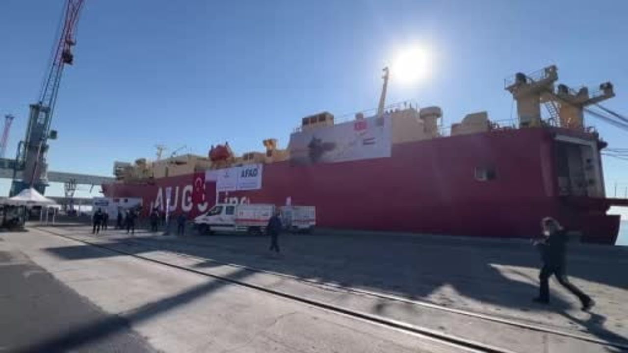 Mersin’den Sudan’a 6. İyilik Gemisi RO QUEEN Uğurlandı