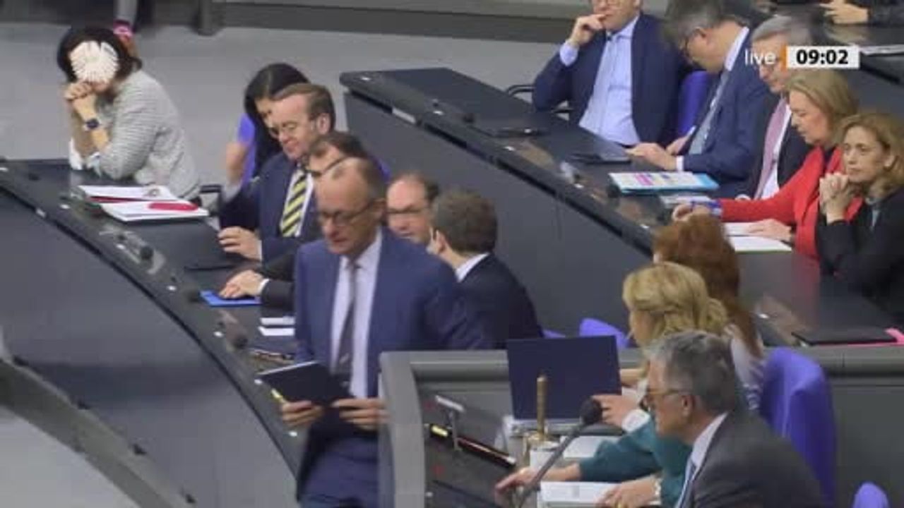 Merz'ten Trump'a: Afganistan Görevi NATO İçin Küçümsenemez