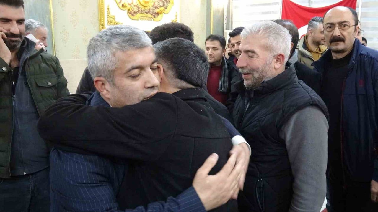 Mesut İnce Yeniden Başkan: Malatya Minibüsçüler ve Servisçiler Odası'nda Güven Tazeledi