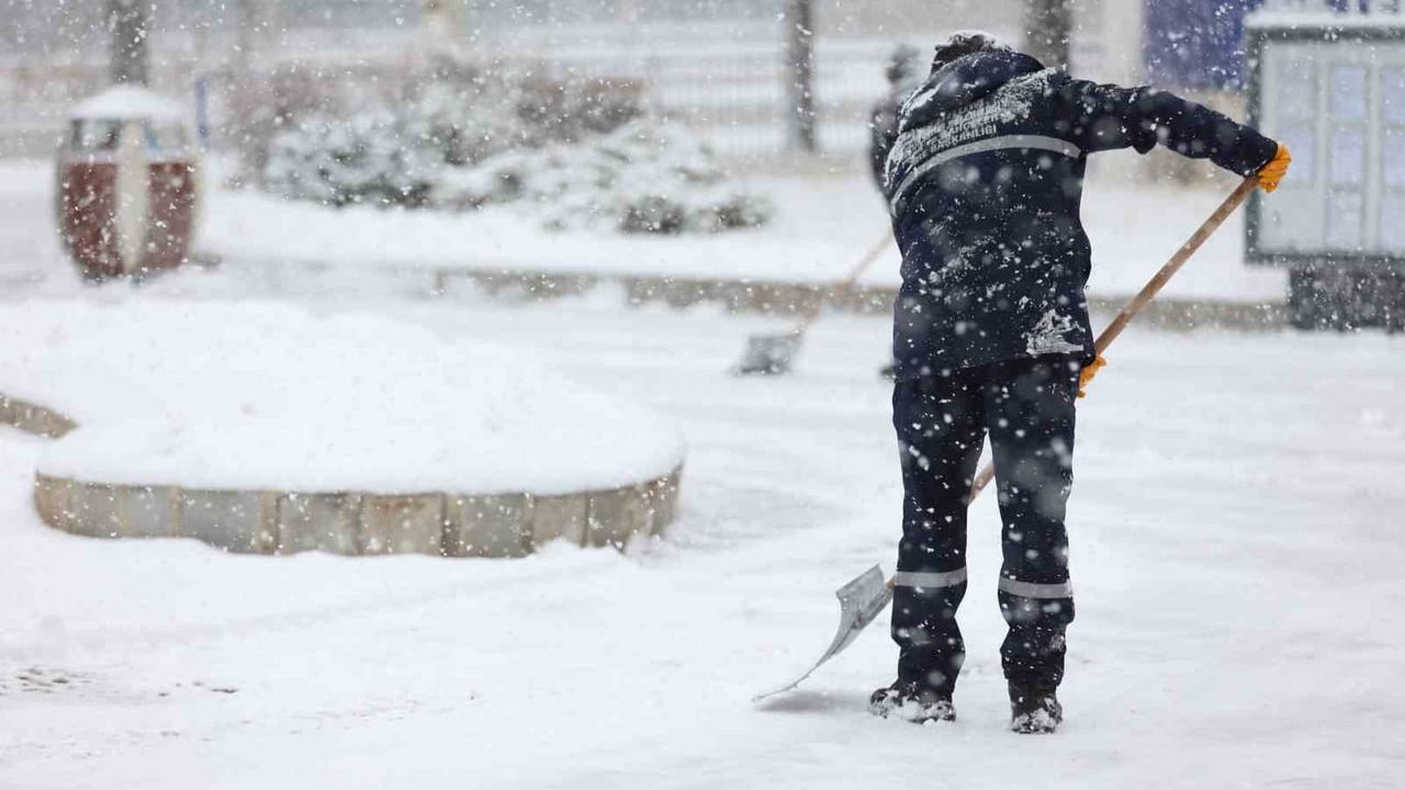 Meteoroloji Uyarısı: Erzurum'da Çığ, Buzlanma ve Don Tehlikesi