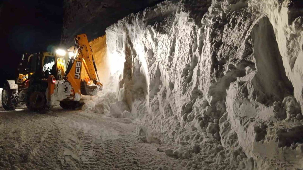Meteorolojiden 4 ile çığ uyarısı: Siirt, Diyarbakır, Şırnak, Batman