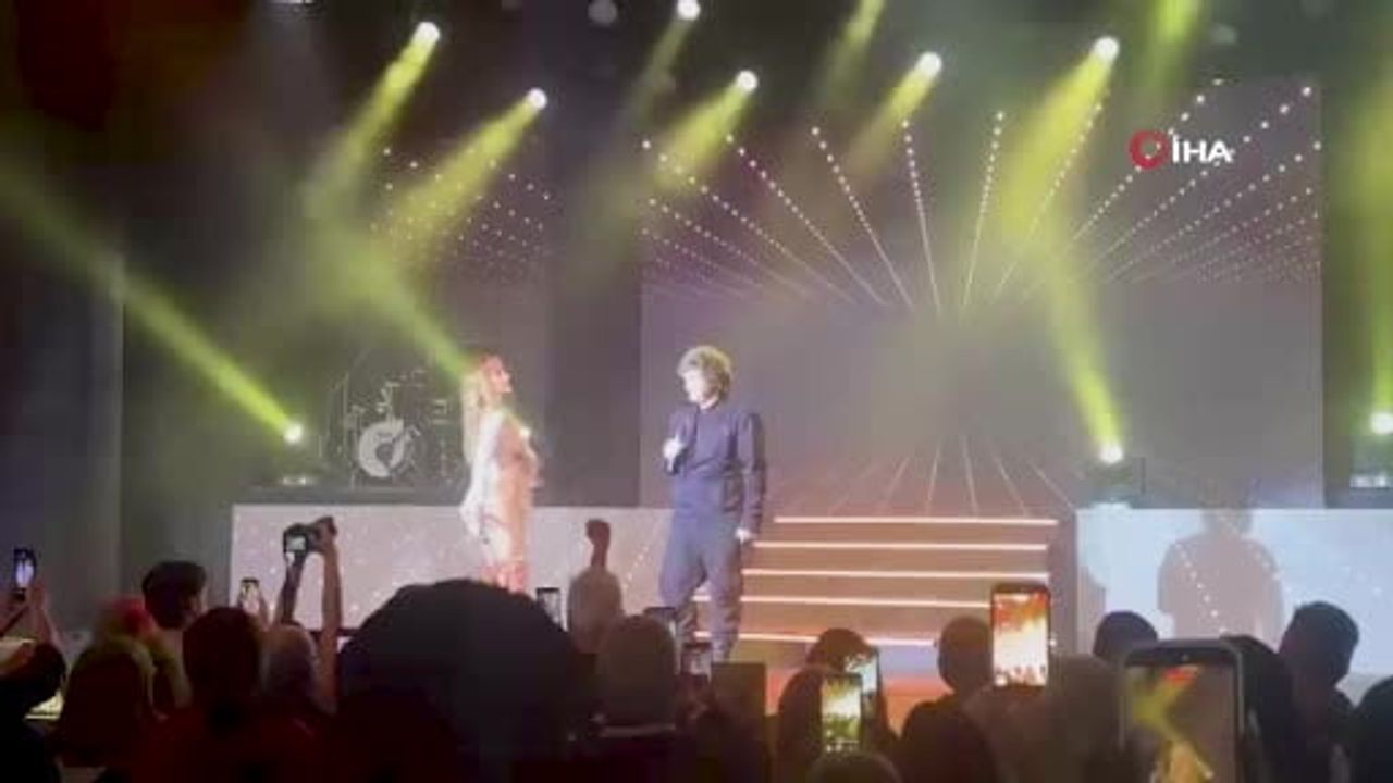 Milei'den Gran Rex'te Sürpriz Sahne Şovu