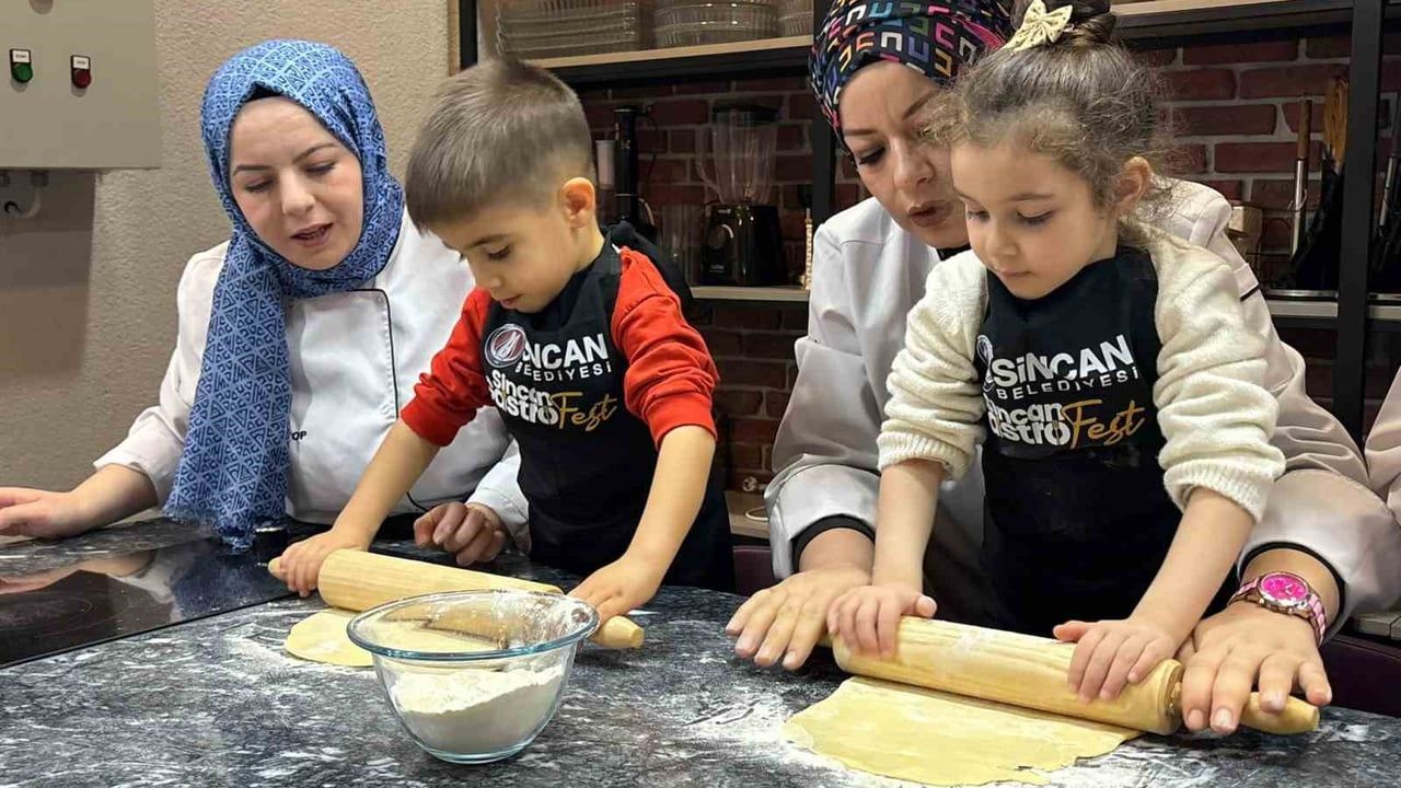 Minikler Gastro Sincan'da Kurabiye Yaptı