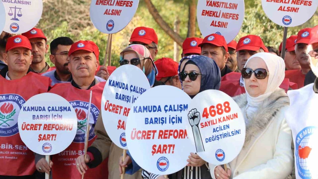 Miran: “Kamuda Ücret Reformu İstiyoruz” — Memur‑Sen 81 İlde Eş Zamanlı Açıklama