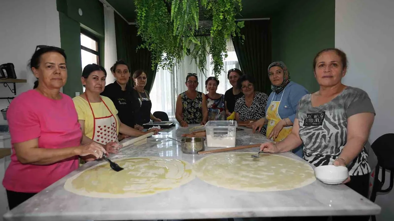Muğla Büyükşehir yatırımlarını Seydikemer'de toplu açılışla hizmete sunuyor