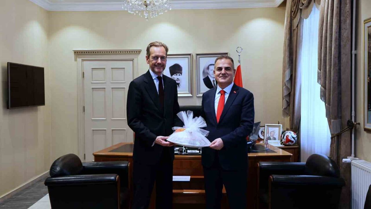 Muğla'da Turizm ve Tarım İçin İş Birliği: Vali Akbıyık, Belçika Büyükelçisi Van de Velde'yi Ağırladı