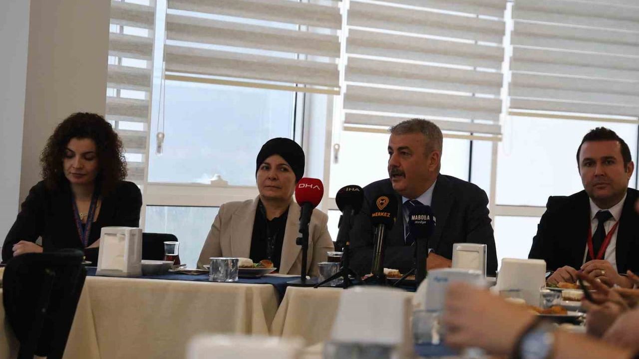 Muğla EAH Başhekimi Prof. Dr. Acar: Günlük 6 bin 500 Poliklinik Hizmeti