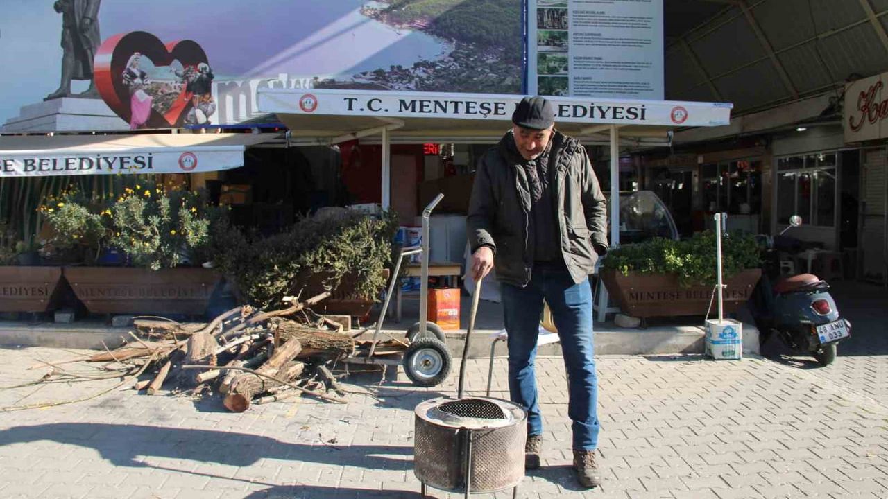 Muğla Menteşe'de Esnaf Dondurucu Soğuğa Karşı Ateş Yaktı