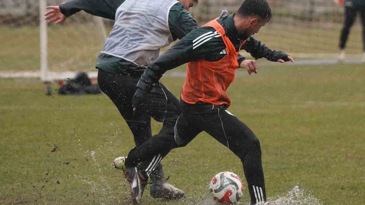 Muğlaspor Teknik Direktörü Besim Durmuş: "Beykoz'a kazanmak için gidiyoruz"